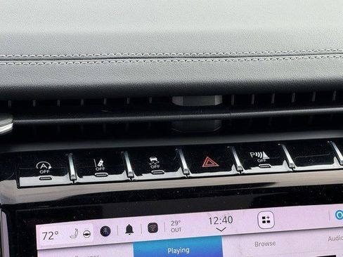 Certified 2023 Jeep Grand Cherokee Overland image 20