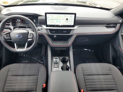 Used 2025 Ford Explorer ST-Line w/ ST-Line Street Pack AWD/4WD image 25