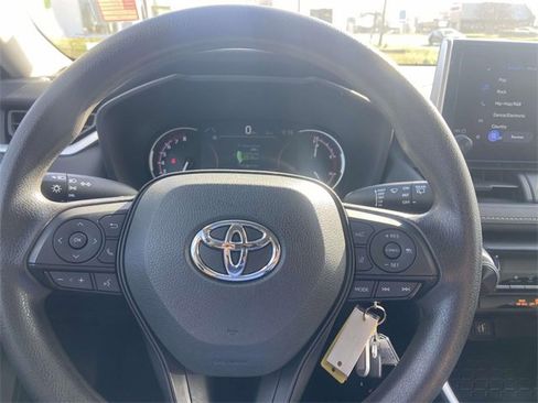 Used 2024 Toyota RAV4 LE image 17