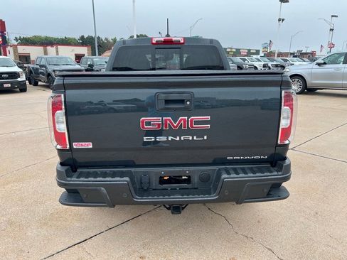 Used 2021 GMC Canyon Denali image 5