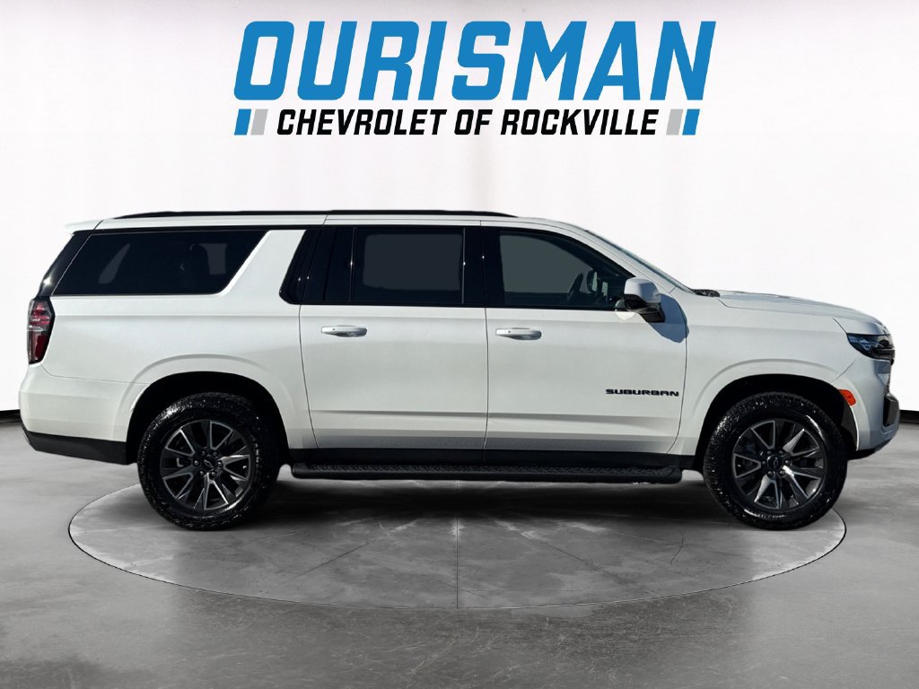 Used 2024 Chevrolet Suburban Z71 w/ Luxury Package AWD/4WD image 7