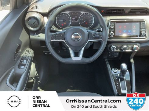 Used 2018 Nissan Kicks S FWD image 14