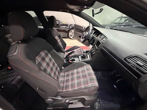 Used 2016 Volkswagen GTI S image 34