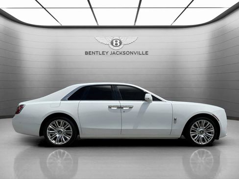 Used 2022 Rolls-Royce Ghost image 5