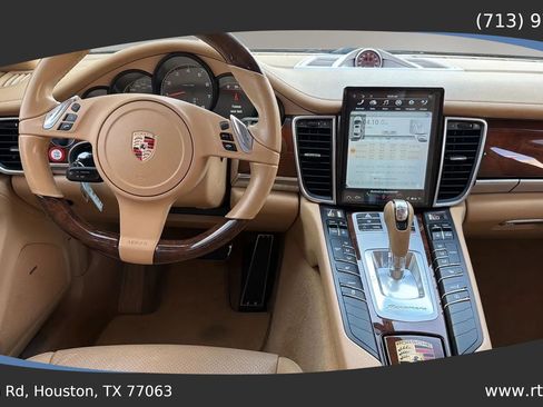 Used 2012 Porsche Panamera 4 image 37