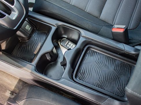 Used 2018 Honda CR-V EX image 31
