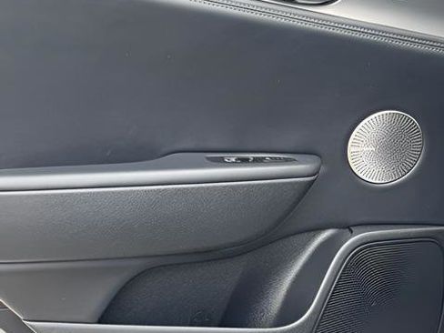 Used 2021 Kia Stinger GT2 image 23