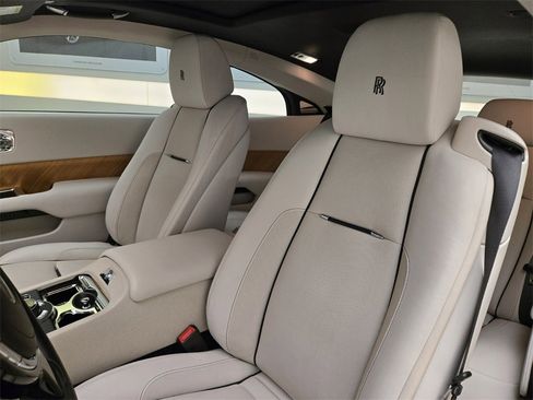 Certified 2016 Rolls-Royce Wraith image 29
