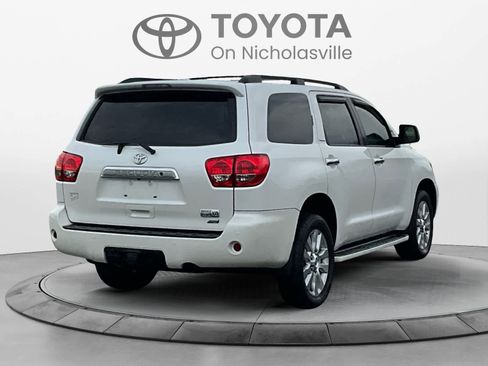 Used 2015 Toyota Sequoia Platinum image 6