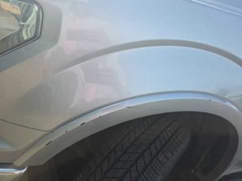 Used 2020 Ford F150 Lariat image 10