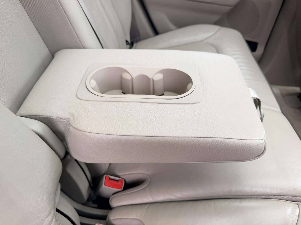 Used 2014 Lincoln MKX AWD w/ Equipment Group 102A image 27