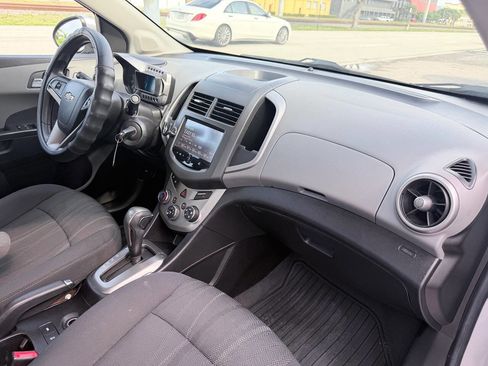 Used 2016 Chevrolet Sonic LT FWD image 20