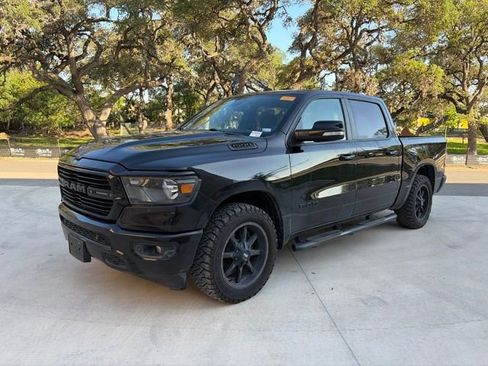Used 2019 RAM 1500 Big Horn AWD/4WD image 1
