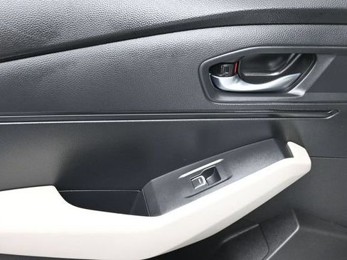 Used 2025 Honda Accord SE image 10