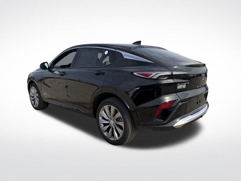 New 2026 Buick Envista Avenir image 3