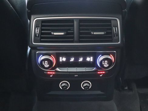 Used 2019 Audi Q7 3.0T Premium Plus w/ Premium Plus Package AWD/4WD image 12