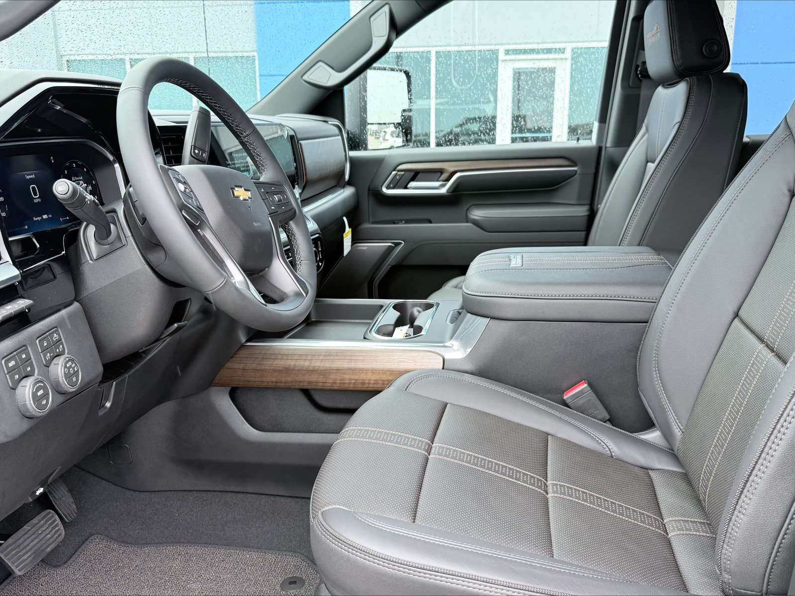 New 2026 Chevrolet Silverado 3500 High Country w/ High Country Premium Package AWD/4WD image 9