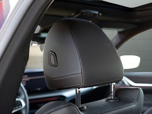 Used 2025 BMW 430i xDrive w/ M Sport Package image 56