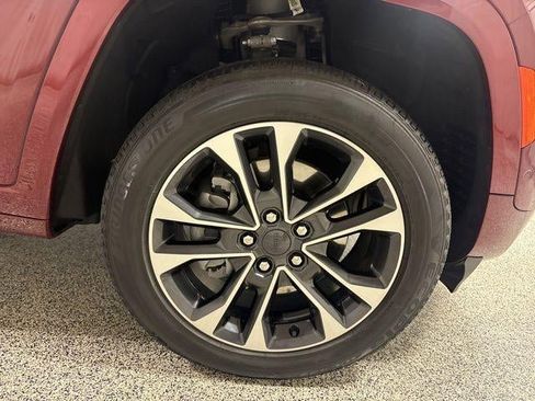 Used 2023 Jeep Grand Cherokee L Overland image 21