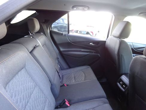 Certified 2018 Chevrolet Equinox LT FWD image 22
