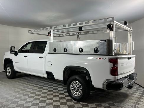 Used 2025 Chevrolet Silverado 2500 W/T w/ WT/CX Safety Package image 10