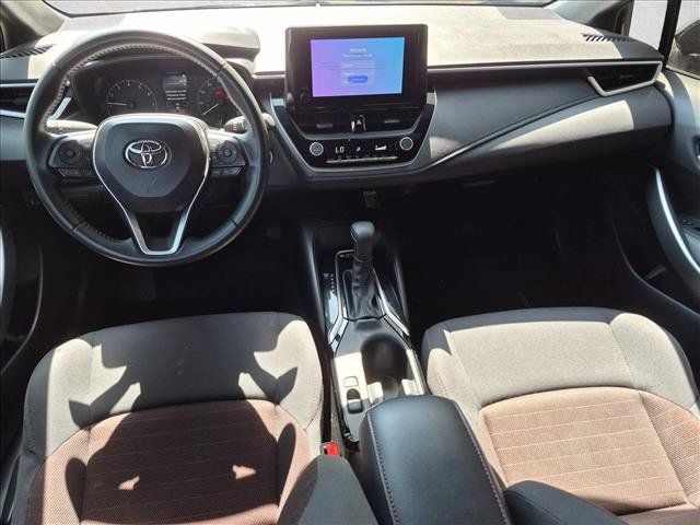 Used 2024 Toyota Corolla SE w/ SE Premium Package FWD image 18