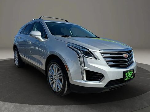 Used 2019 Cadillac XT5 Premium Luxury FWD image 4