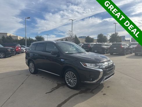Used 2019 Mitsubishi Outlander SEL image 3