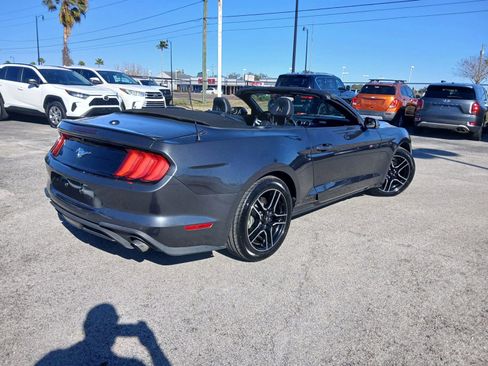 Used 2018 Ford Mustang Premium w/ Equipment Group 201A RWD image 4