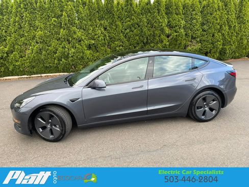 Used 2023 Tesla Model 3 Standard Range RWD image 4