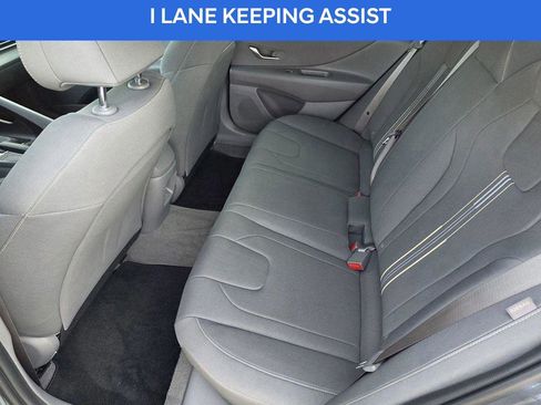 Certified 2025 Hyundai Elantra Sport FWD image 18