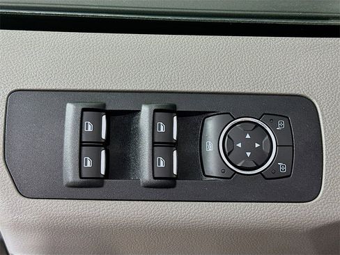 Used 2019 Ford F150 XLT w/ Equipment Group 302A Luxury image 22