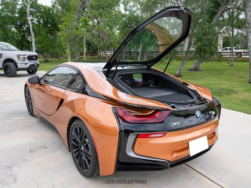 Used 2019 BMW i8 Coupe AWD/4WD image 15