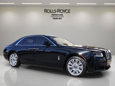 Certified 2021 Rolls-Royce Ghost image 10