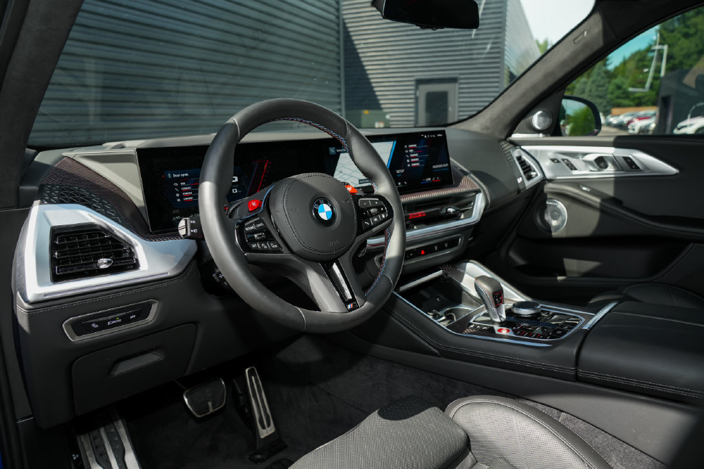 Used 2026 BMW XM Label Red AWD/4WD image 4