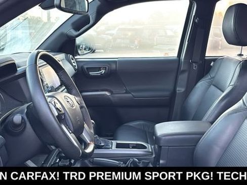 Used 2021 Toyota Tacoma TRD Sport w/ TRD Premium Sport Package AWD/4WD image 22