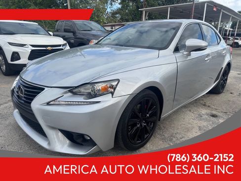 Used 2015 Lexus IS 250 RWD image 1