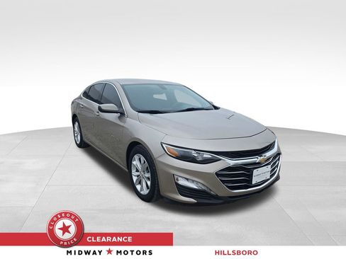 Used 2022 Chevrolet Malibu LT FWD image 1