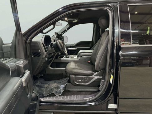 Used 2018 Ford F150 XLT w/ Equipment Group 302A Luxury AWD/4WD image 19