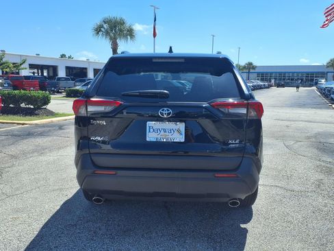 Used 2025 Toyota RAV4 XLE w/ Convenience Package AWD/4WD image 22