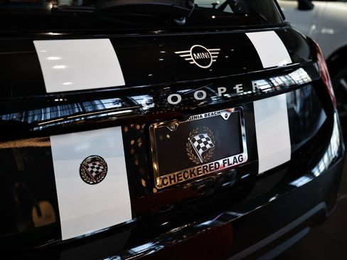 New 2026 MINI Cooper S image 8