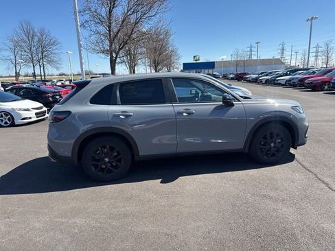 Used 2024 Honda HR-V Sport image 9