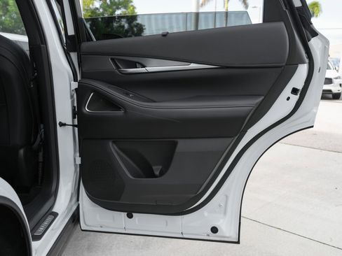 Certified 2026 INFINITI QX60 Luxe w/ Cargo Package FWD image 34