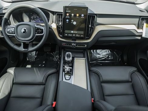 New 2026 Volvo XC60 T8 Ultra w/ Protection Package Premier AWD/4WD image 20