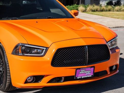 Used 2014 Dodge Charger R/T image 21