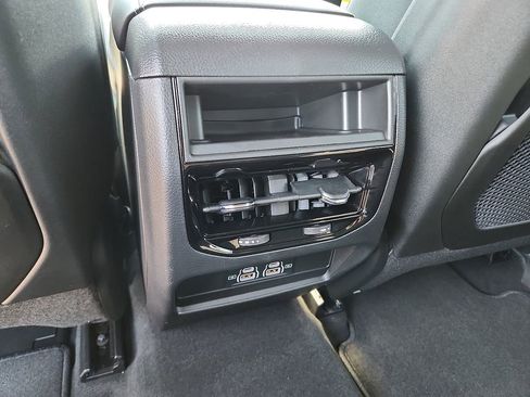 New 2025 Jeep Grand Cherokee Laredo X AWD/4WD image 12