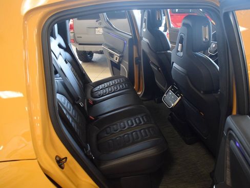 Used 2022 Rivian R1T Adventure AWD/4WD image 17
