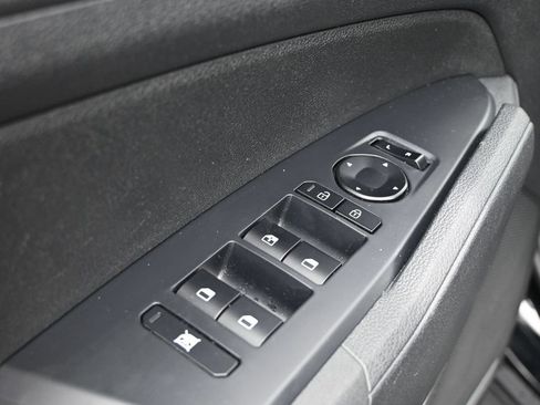 Used 2026 Kia Sportage LX FWD image 15