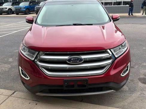 Used 2015 Ford Edge Titanium w/ Equipment Group 301A FWD image 4