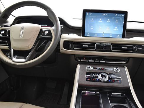 Used 2023 Lincoln Aviator Reserve w/ Equipment Group 201A image 33